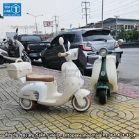 เวสป้า Vespa มอเตอร์ไซค์แบตเตอรี่ไฟฟ้าเด็กเล่นนั่งขับได้ สีสวยพาสเทล มีกล่องเก็บของด้านหลัง เวสป้า Vespa มอเตอร์ไซค์แบตเตอรี่ไฟฟ้าเด็กเล่นนั่งขับได้ สีสวยพาสเทล มีกล่องเก็บของด้านหลัง