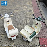 เวสป้า Vespa มอเตอร์ไซค์แบตเตอรี่ไฟฟ้าเด็กเล่นนั่งขับได้ สีสวยพาสเทล มีกล่องเก็บของด้านหลัง เวสป้า Vespa มอเตอร์ไซค์แบตเตอรี่ไฟฟ้าเด็กเล่นนั่งขับได้ สีสวยพาสเทล มีกล่องเก็บของด้านหลัง
