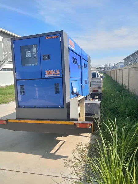 เครื่องปั่นไฟ 300 kVA เครื่องปั่นไฟ 300 kVA