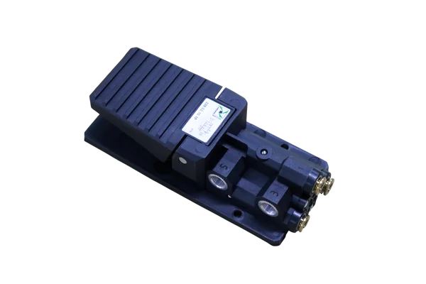 FOOT/SPRING VALVE