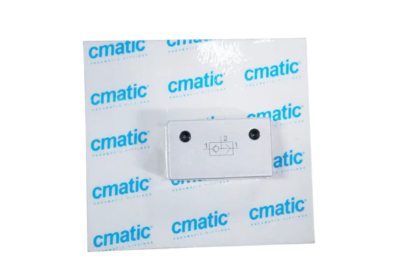 SHUTTLE VALVE