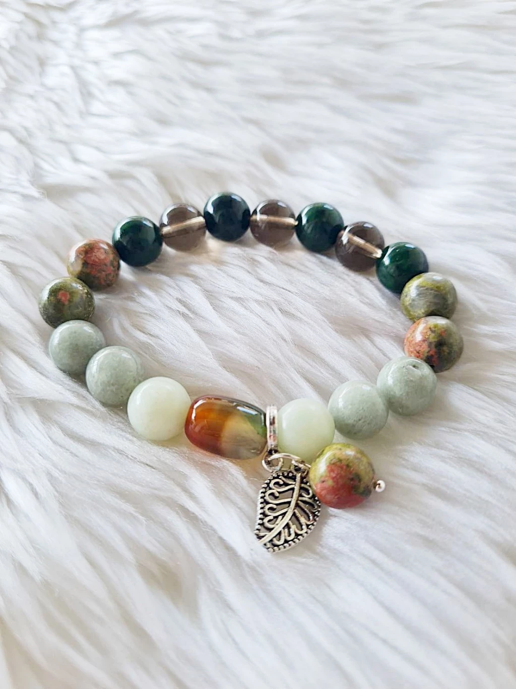 (007) กำไลหินประจำวันเกิด (วันพุธ กลางคืน) กำไลหินแท้ ขนาด 10 มิล เสริมทุกด้าน (ขนาดข้อมือ แจ้งระบุทางแชทได้เลยค่ะ)