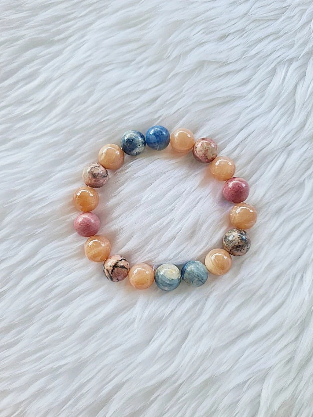 (011) กำไลหินไคยาไนต์ พีชมูนสโตน โรโดไนต์ ขนาด 10 มิล (ปลดหนี้ เรียกทรัพย์ การงานมั่นคง การเงินมั่งคั่ง ความรักยั่งยืน) ขนาดข้อมือระบุทางแชทได้เลยค่ะ